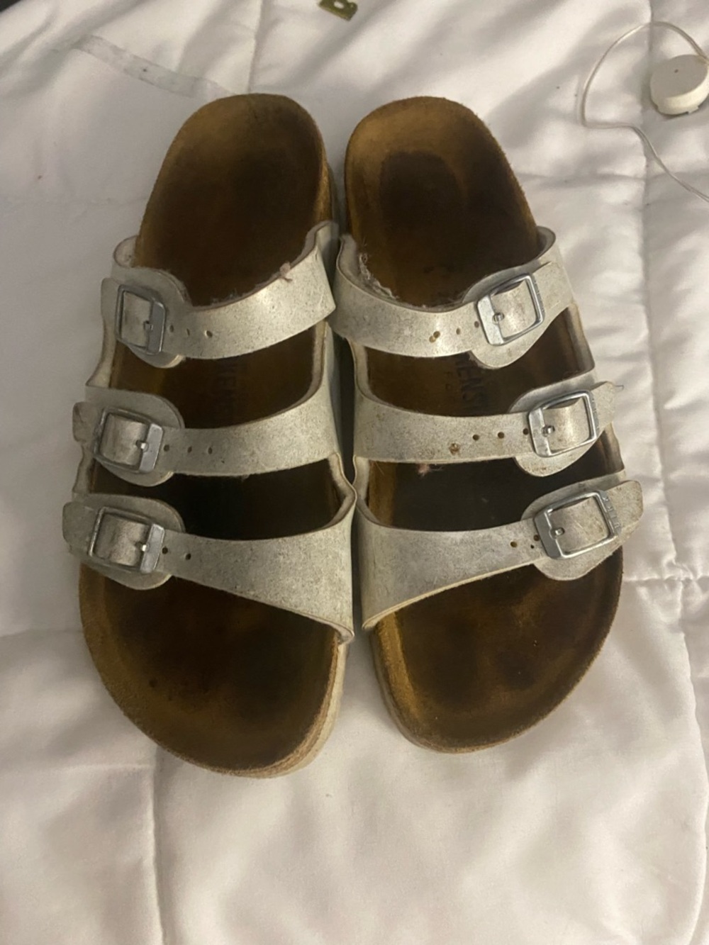 Triple Strap Metallic Sandals birconstock